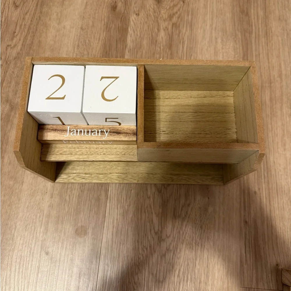 N/A stylish wooden